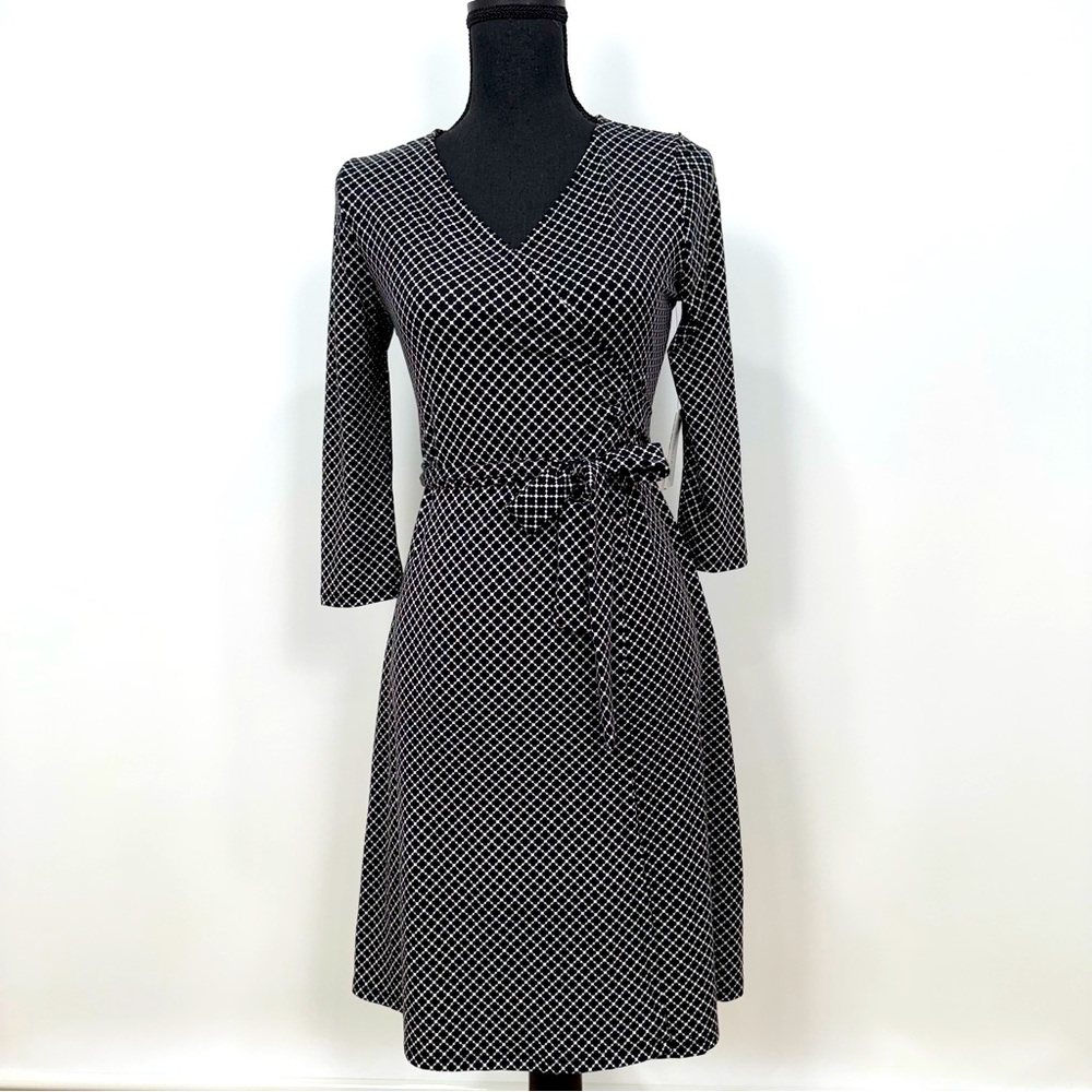 Lularoe black and white design dress